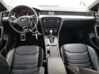 2019 Volkswagen Arteon SEL R-Line с VIN WVWSR7AN1KE025626, выставлен на аукционе Copart как лот 47225553 с пробегом 39 822 миль миль и . История ставок и продаж доступна на DreamBid. Изображение 8.