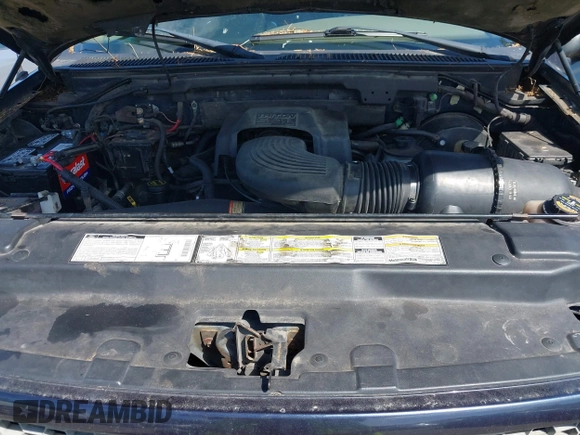 2001 Ford F-150 XL with VIN 1FTRX18L11NA30541, listed as a IAAI auction lot 42143117 with 187,855 mi miles. Bid and sale history available at carsss.com. Image 10.