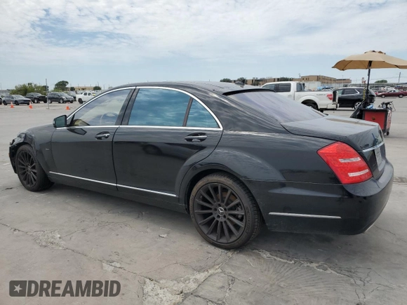 2010 Mercedes-Benz S 400 with VIN WDDNG9FB3AA301975, listed as a Copart auction lot 68335744 with 72,948 mi miles and Salvage Title. Bid and sale history available at DreamBid. Image 2.