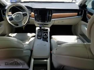 2020 Volvo S90 Inscription with VIN LVYA22ML8LP168892, listed as a Copart auction lot 60317323 with 50,152 mi miles. Bid and sale history available at carsss.com. Image 8.