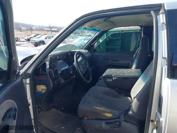 2001 Dodge Ram 1500 with VIN 3B7HC13Y71G800843, listed as a IAAI auction lot 41555707 with 1 mi miles. Bid and sale history available at carsss.com. Image 5.
