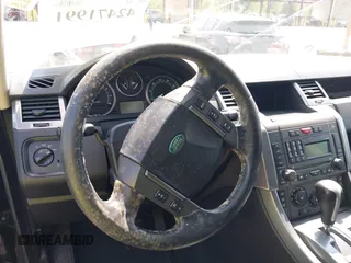 2006 Land Rover Range Rover Sport с VIN SALSD25486A902198, выставлен на аукционе IAAI как лот 42471991 с пробегом 244 011 миль миль и . История ставок и продаж доступна на DreamBid. Изображение 13.