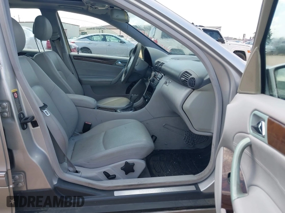 2002 Mercedes-Benz C 230/260/280/320 with VIN WDBRF61J42F280245, listed as a IAAI auction lot 42522610 with 85,604 mi miles and . Bid and sale history available at DreamBid. Image 5.