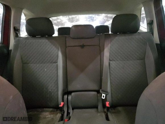 2019 Volkswagen Tiguan S with VIN 3VV0B7AX7KM011223, listed as a Copart auction lot 44397945 with 102,425 mi miles and Clean Title. Bid and sale history available at carsss.com. Image 10.