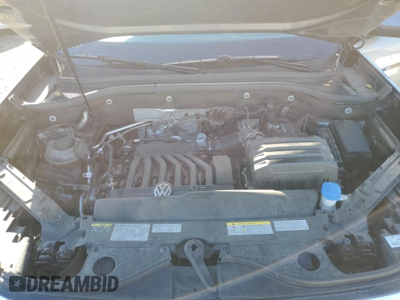 2021 Volkswagen Atlas SEL Premium R-Line with VIN 1V2FR2CA5MC536929, listed as a Copart auction lot 44397425 with 60,565 mi miles and Salvage title. Bid and sale history available at DreamBid. Image 12.