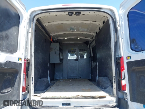 2015 Ford Transit с VIN 1FTSW2CG7FKA12042, выставлен на аукционе IAAI как лот 42704118 с пробегом 219 570 миль миль и . История ставок и продаж доступна на DreamBid. Изображение 8.