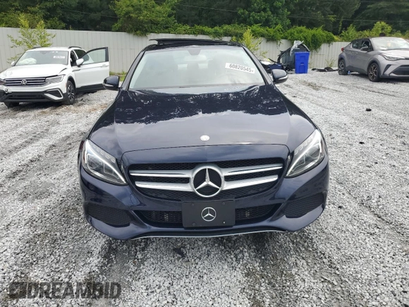 2015 Mercedes-Benz C 300 Luxury z VIN 55SWF4KB1FU001066, wystawiony jako Copart lot #60820545 z przebiegiem 71 713 mil mil oraz Czysty tytuł • Clean title. Historia ofert i sprzedaży dostępna na DreamBid. Obrazek 5.