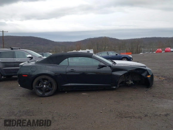 2013 Chevrolet Camaro LT z VIN 2G1FC3D32D9205069, wystawiony jako IAAI lot #41931863 z przebiegiem 75 244 mil mil oraz . Historia ofert i sprzedaży dostępna na DreamBid. Obrazek 14.