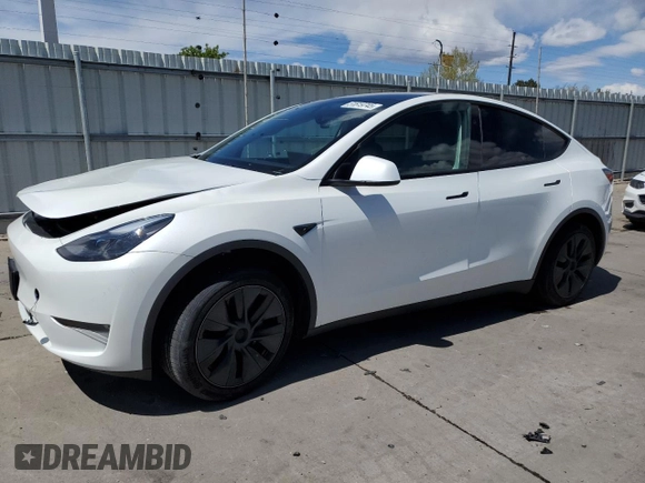 2024 Tesla Model Y Long Range with VIN 7SAYGAEE7RF205700, listed as a Copart auction lot 53814155 with 8,986 mi miles and Salvage Title. Bid and sale history available at DreamBid. Image 1.
