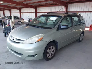 2006 Toyota Sienna CE with VIN 5TDZA23C26S554717, listed as a IAAI auction lot 42153356 with 198,556 mi miles. Bid and sale history available at carsss.com. Image 2.