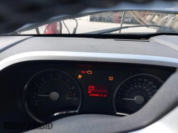 2007 Mercury Mountaineer Premier z VIN 4M2EU48867UJ01519, wystawiony jako IAAI lot #41987784 z przebiegiem 249 668 mil mil oraz . Historia ofert i sprzedaży dostępna na DreamBid. Obrazek 7.