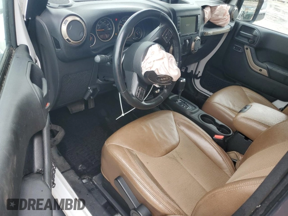 2016 Jeep Wrangler Sahara z VIN 1C4AJWBG3GL286692, wystawiony jako Copart lot #51988555 z przebiegiem 109 764 mil mil oraz Szkoda całkowita • Salvage title. Historia ofert i sprzedaży dostępna na DreamBid. Obrazek 8.