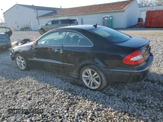 2008 Mercedes-Benz CLK 350 z VIN WDBTJ56H88F238626, wystawiony jako Copart lot #49378635 z przebiegiem 165 378 mil mil oraz Szkoda całkowita • Salvage title. Historia ofert i sprzedaży dostępna na DreamBid. Obrazek 2.