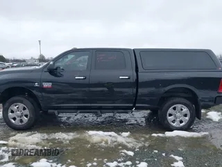 2010 Dodge Ram 2500 ST with VIN 3D7UT2CL5AG147072, listed as a IAAI auction lot 41552993 with 205,763 mi miles. Bid and sale history available at carsss.com. Image 14.