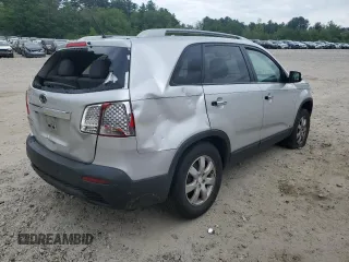 2011 Kia Sorento LX z VIN 5XYKTDA13BG115137, wystawiony jako Copart lot #59095065 z przebiegiem 263 537 mil mil oraz Czysty tytuł • Clean title. Historia ofert i sprzedaży dostępna na DreamBid. Obrazek 3.