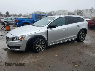 2017 Volvo V60 z VIN YV440MWK1H1026871, wystawiony jako Copart lot #52675045 z przebiegiem 88 716 mil mil oraz Szkoda całkowita • Salvage title. Historia ofert i sprzedaży dostępna na DreamBid. Obrazek 1.