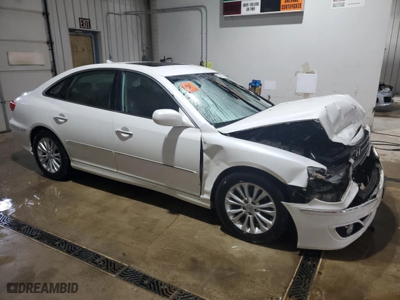 2011 Hyundai Azera GLS with VIN KMHFC4DD5BA540037, listed as a Copart auction lot 49043925 with 94,638 mi miles and Salvage Title. Bid and sale history available at carsss.com. Image 4.