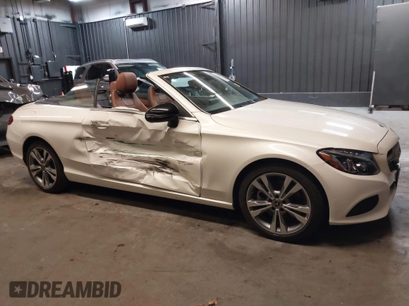 2018 Mercedes-Benz C 300 with VIN WDDWK4KB6JF646464, listed as a IAAI auction lot 42150269 with 40,618 mi miles and . Bid and sale history available at DreamBid. Image 13.