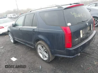 2005 Cadillac SRX with VIN 1GYEE63A650152302, listed as a IAAI auction lot 42010138 with 101,831 mi miles. Bid and sale history available at carsss.com. Image 3.