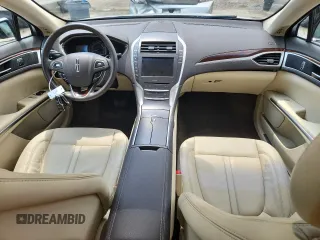 2015 Lincoln MKZ Hybrid z VIN 3LN6L2LU7FR609215, wystawiony jako Copart lot #63211665 z przebiegiem 149 636 mil mil oraz Nie do naprawy • Non repairable. Historia ofert i sprzedaży dostępna na DreamBid. Obrazek 8.