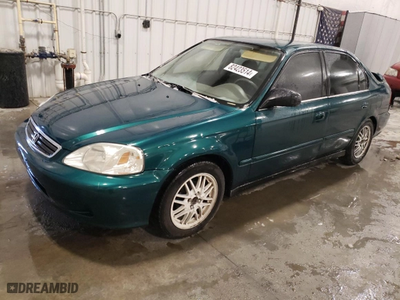1999 Honda Civic VP with VIN 2HGEJ661XXH512023, listed as a Copart auction lot 82423514 with 111,852 mi miles and Salvage Title. Bid and sale history available at carsss.com. Image 1.