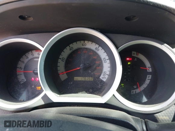 2013 Toyota Tacoma with VIN 3TMLU4EN3DM106670, listed as a IAAI auction lot 41696618 with 176,353 mi miles and . Bid and sale history available at DreamBid. Image 7.