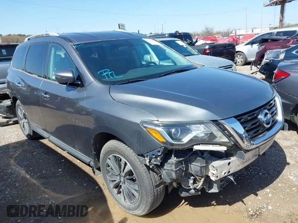 2017 Nissan Pathfinder SV with VIN 5N1DR2MM2HC613081, listed as a IAAI auction lot 41979227 with 137,371 mi miles. Bid and sale history available at carsss.com. Image 1.