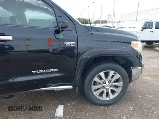 2017 Toyota Tundra 2WD Limited with VIN 5TFFW5F1XHX221047, listed as a IAAI auction lot 41568010 with 169,097 mi miles. Bid and sale history available at carsss.com. Image 13.