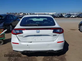 2024 Honda Civic Sport Touring z VIN 19XFL1G84RE029704, wystawiony jako IAAI lot #41659889 z przebiegiem Nie podano mil oraz . Historia ofert i sprzedaży dostępna na DreamBid. Obrazek 16.