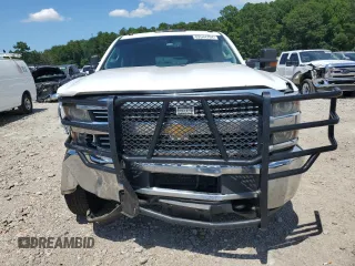 2016 Chevrolet Silverado 3500HD Work Truck with VIN 1GC4KYC86GF141433, listed as a Copart auction lot 62544704 with 201,155 mi miles and Clean Title. Bid and sale history available at DreamBid. Image 5.