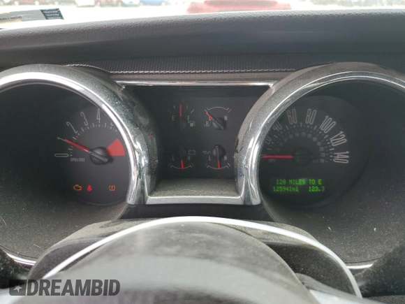2007 Ford Mustang GT Deluxe z VIN 1ZVFT85H275252373, wystawiony jako Copart lot #55579065 z przebiegiem 125 941 mil mil oraz Szkoda całkowita • Salvage title. Historia ofert i sprzedaży dostępna na DreamBid. Obrazek 9.
