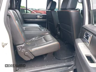 2007 Lincoln Navigator z VIN 5LMFL27567LJ14424, wystawiony jako IAAI lot #42202680 z przebiegiem 266 419 mil mil oraz . Historia ofert i sprzedaży dostępna na DreamBid. Obrazek 8.