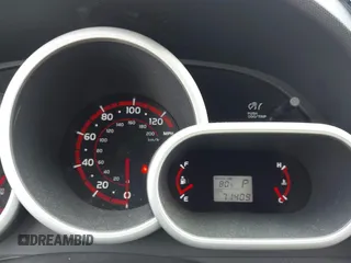2009 Toyota Matrix with VIN 2T1KU40E19C126046, listed as a IAAI auction lot 42123631 with 71,409 mi miles and . Bid and sale history available at carsss.com. Image 7.