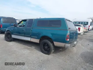 2000 Ford F-150 XL with VIN 2FTRX17W1YCA76589, listed as a IAAI auction lot 41452320 with 254,533 mi miles. Bid and sale history available at carsss.com. Image 3.