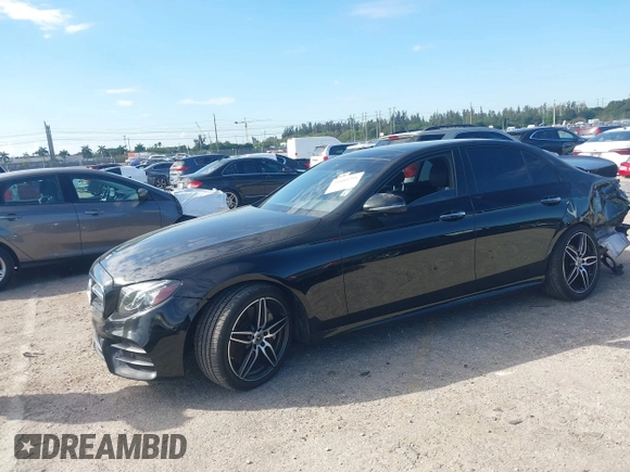 2019 Mercedes-Benz E-Class E 300 with VIN WDDZF4JB9KA586634, listed as a IAAI auction lot 41685266 with 97,296 mi miles. Bid and sale history available at carsss.com. Image 18.