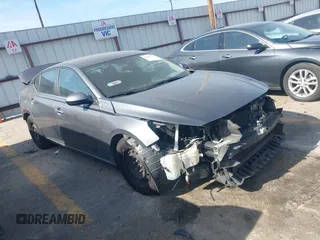 2022 Nissan Altima S z VIN 1N4BL4BV3NN338296, wystawiony jako IAAI lot #42011522 z przebiegiem 90 786 mil mil oraz . Historia ofert i sprzedaży dostępna na DreamBid. Obrazek 1.
