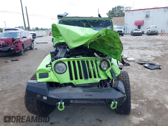 2004 Jeep Wrangler Sahara с VIN 1J4FA59S44P704878, выставлен на аукционе IAAI как лот 42226255 с пробегом 88 886 миль миль и . История ставок и продаж доступна на DreamBid. Изображение 6.