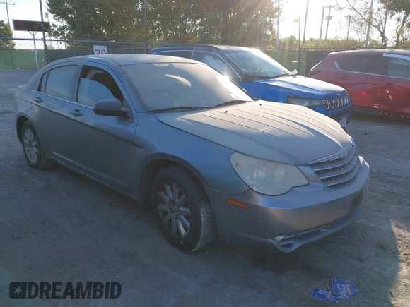 2008 Chrysler Sebring LX с VIN 1C3LC46K48N178968, выставлен на аукционе IAAI как лот 40523719 с пробегом 243 715 миль миль и . История ставок и продаж доступна на DreamBid. Изображение 1.
