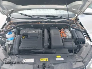 2013 Volkswagen Jetta Hybrid SEL with VIN 3VW637AJ2DM233265, listed as a IAAI auction lot 42746158 with 105,779 mi miles and . Bid and sale history available at DreamBid. Image 10.