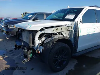 2024 Ford Expedition Max XLT with VIN 1FMJK1J80REA51759, listed as a IAAI auction lot 41157589 with 10,369 mi miles and . Bid and sale history available at DreamBid. Image 6.