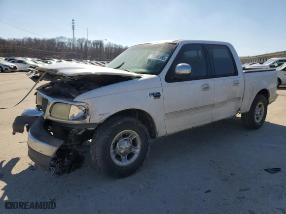2002 Ford F-150 XLT with VIN 1FTRW07L12KA10596, listed as a Copart auction lot 46506185 with 0 mi miles and Salvage Title. Bid and sale history available at carsss.com. Image 1.