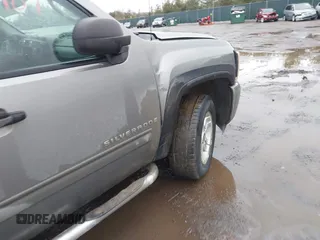 2009 Chevrolet Silverado 1500 LT with VIN 1GCEK29079Z253811, listed as a IAAI auction lot 41670484 with 0 mi miles. Bid and sale history available at carsss.com. Image 6.