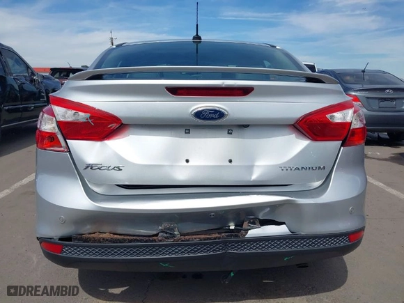 2012 Ford Focus Titanium with VIN 1FAHP3J29CL262348, listed as a IAAI auction lot 41812310 with 81,645 mi miles. Bid and sale history available at carsss.com. Image 6.