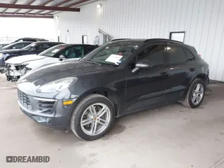 2018 Porsche Macan with VIN WP1AA2A55JLB15571, listed as a IAAI auction lot 41720835 with 63,770 mi miles. Bid and sale history available at carsss.com. Image 2.