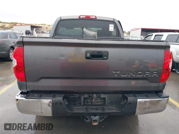 2014 Toyota Tundra SR5 z VIN 5TFEM5F16EX082421, wystawiony jako IAAI lot #40735426 z przebiegiem 173 005 mil mil oraz . Historia ofert i sprzedaży dostępna na DreamBid. Obrazek 15.