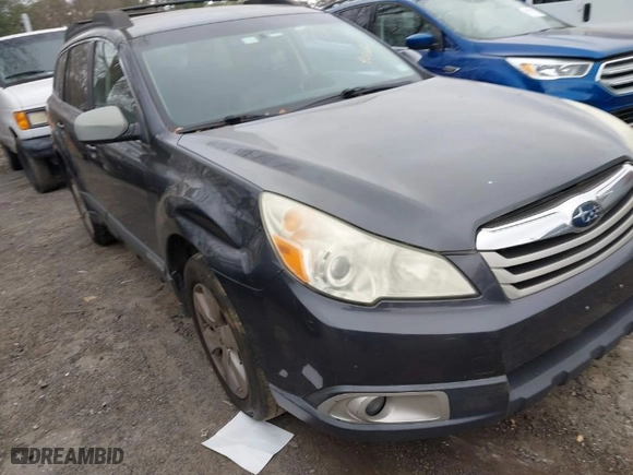 2011 Subaru Outback 2.5i Prem AWP with VIN 4S4BRBCC7B3420612, listed as a IAAI auction lot 41726379 with 214,088 mi miles. Bid and sale history available at carsss.com. Image 1.