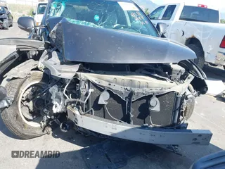 2014 Lexus RX 350 с VIN 2T2BK1BA1EC246403, выставлен на аукционе IAAI как лот 42640240 с пробегом 97 061 миль миль и . История ставок и продаж доступна на DreamBid. Изображение 6.