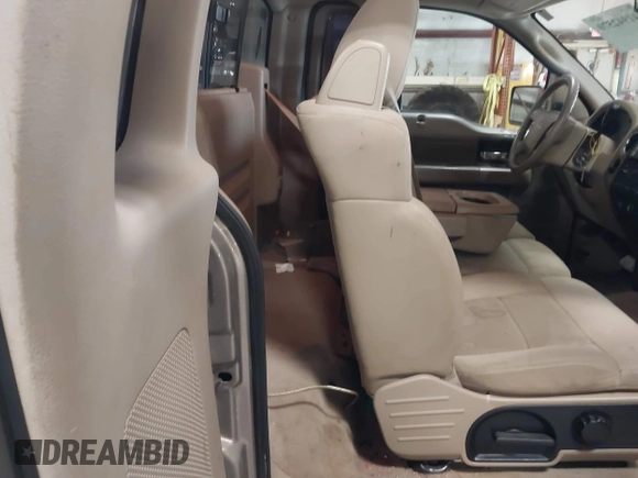 2005 Ford F-150 XL with VIN 1FTRF12W15NA18935, listed as a IAAI auction lot 41942570 with 152,708 mi miles and . Bid and sale history available at DreamBid. Image 8.