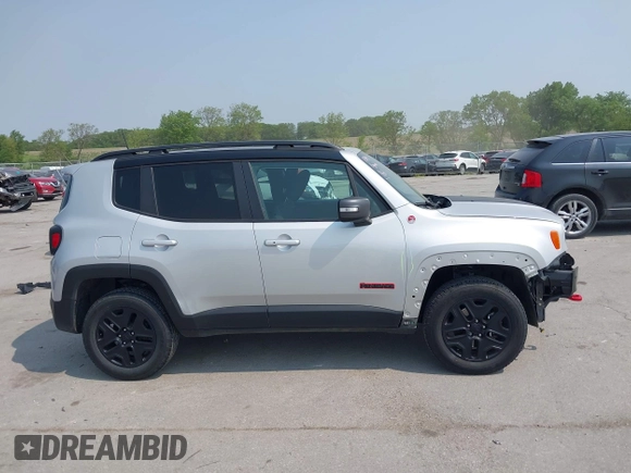 2018 Jeep Renegade Trailhawk z VIN ZACCJBCB6JPH86837, wystawiony jako IAAI lot #42394914 z przebiegiem 17 367 mil mil oraz . Historia ofert i sprzedaży dostępna na DreamBid. Obrazek 14.