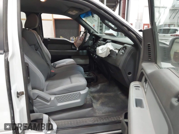 2012 Ford F-150 XL with VIN 1FTFX1EF7CKE39424, listed as a IAAI auction lot 42207189 with 179,434 mi miles and . Bid and sale history available at DreamBid. Image 5.